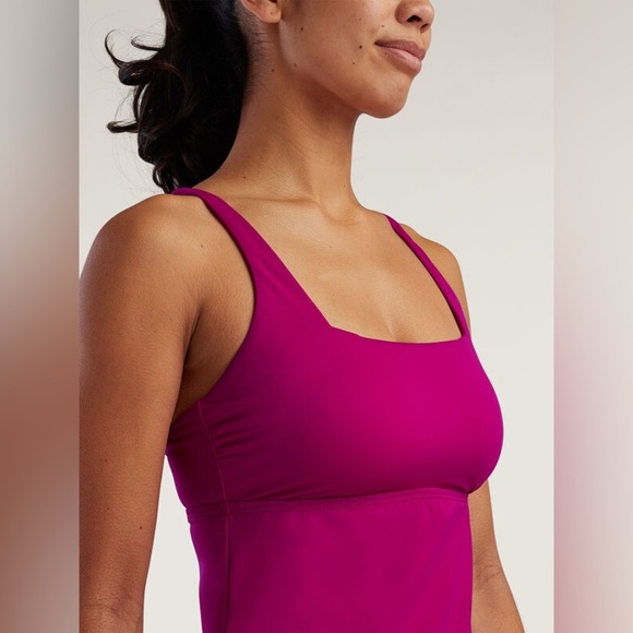 Title nine Hana Tankini Top - Solid - Picture 4 of 11
